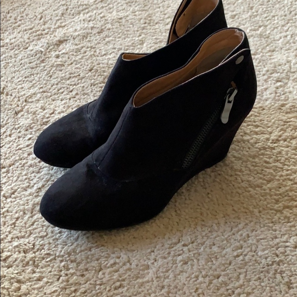 Black suede wedges